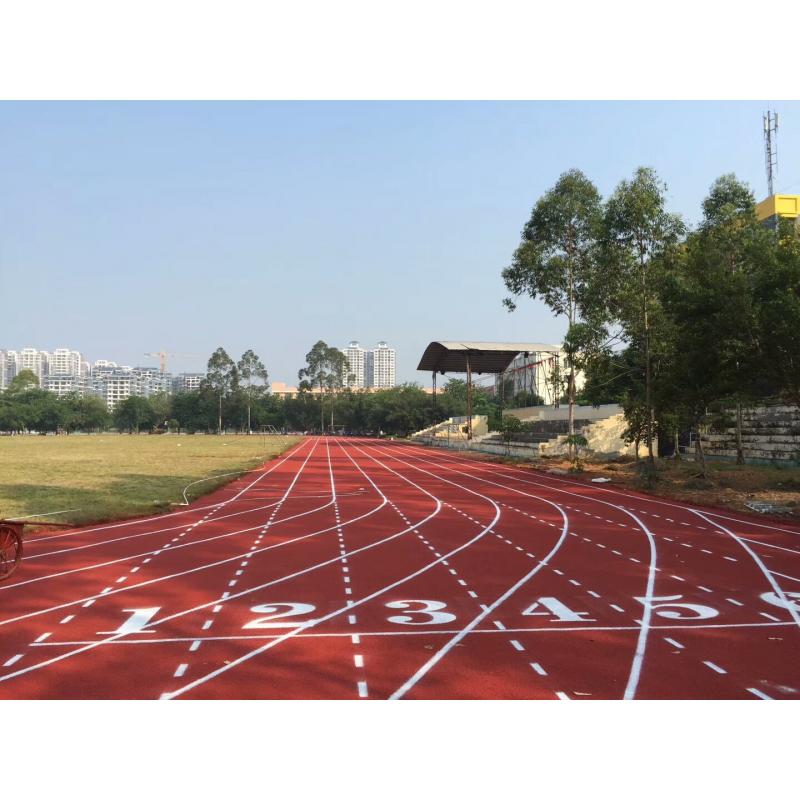 振文中心小学塑胶跑道完工